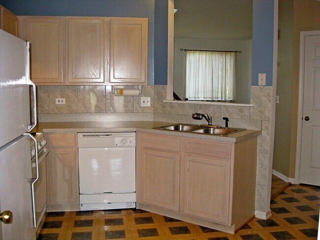 Foto del edificio - 1387 Redbridge Ct