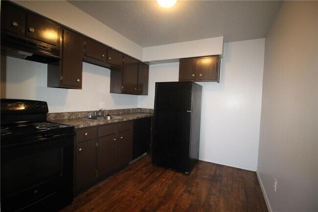 Foto del edificio - 5824 NW 34th St