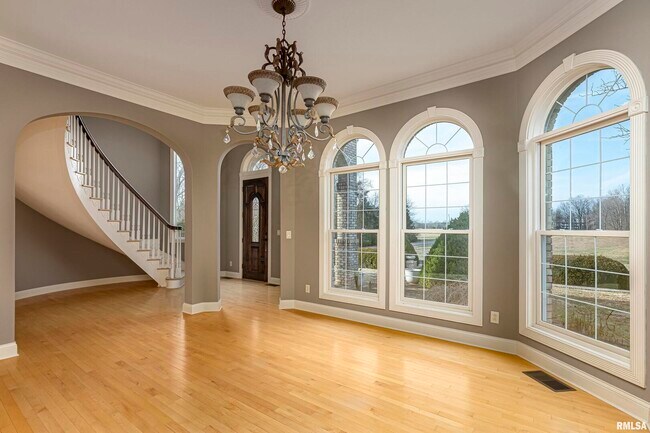 Foto del edificio - 3115 W Striegel Rd