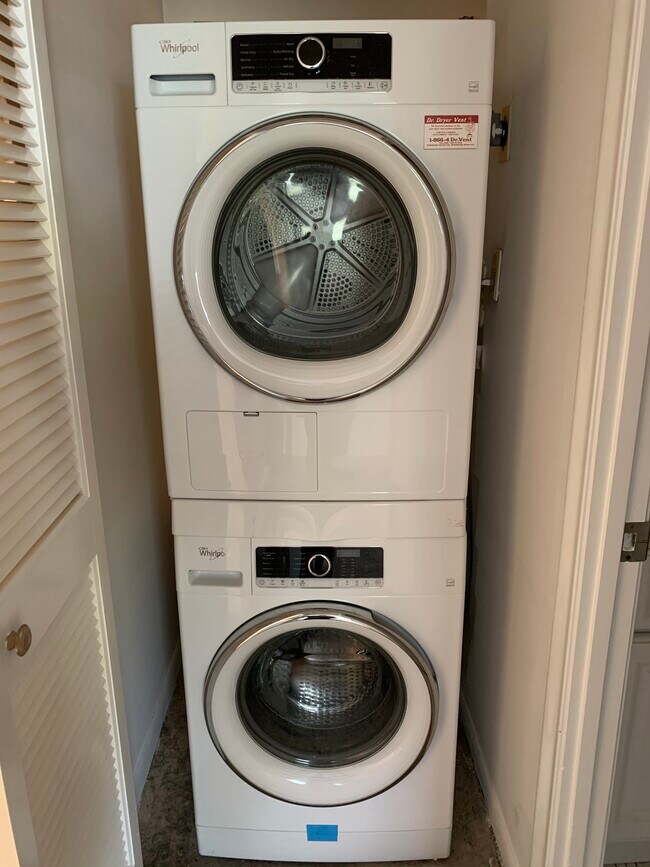 In-Unit Washer Dryer - 801 Twin Circle Dr