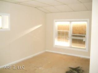 Building Photo - 1102 NE 62nd St