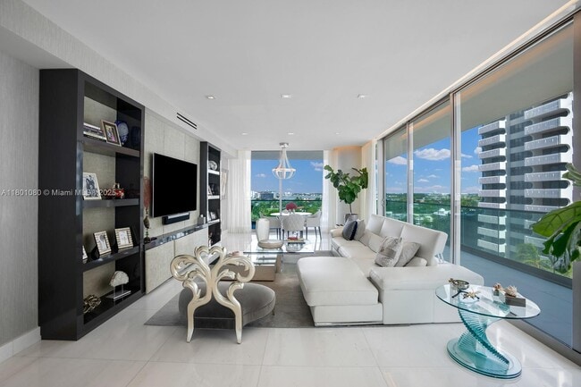 Building Photo - 10203 Collins Ave