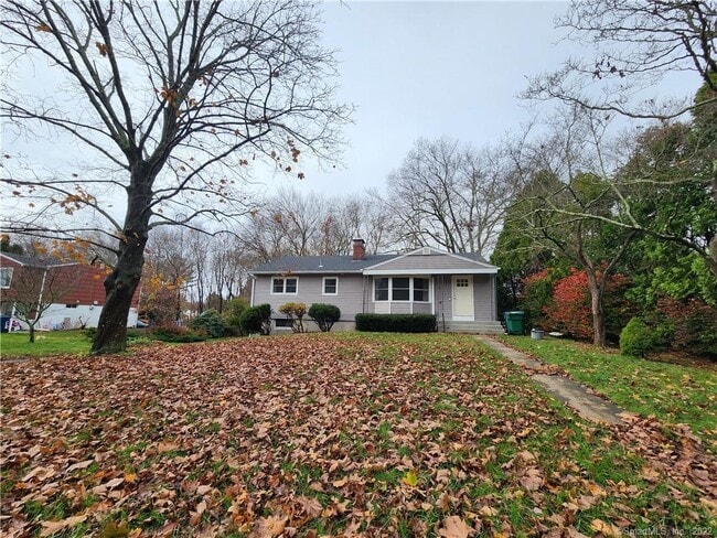 Building Photo - 24 Savi Ave