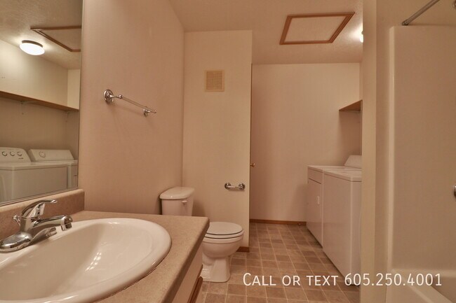 Building Photo - Sensational 1 Bedroom Apartment in Tea