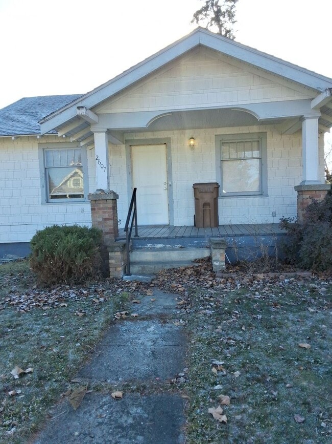 Building Photo - Near Audubon Park