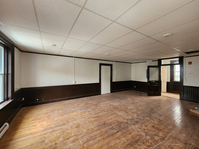 Building Photo - 10 Langdon St