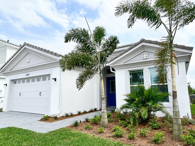 Foto del edificio - 5327 Liberty Ln