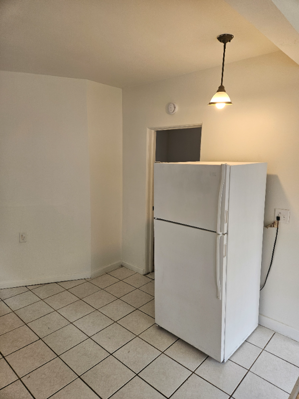 Foto del edificio - 1604 Coleman Ave