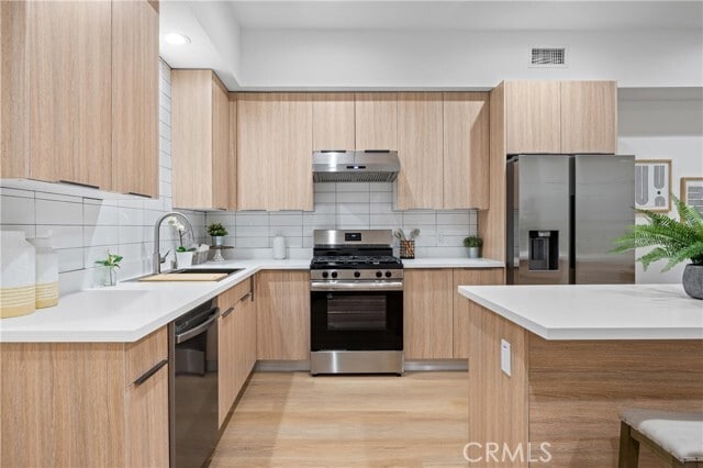 Foto del edificio - 13857 Leffingwell Rd