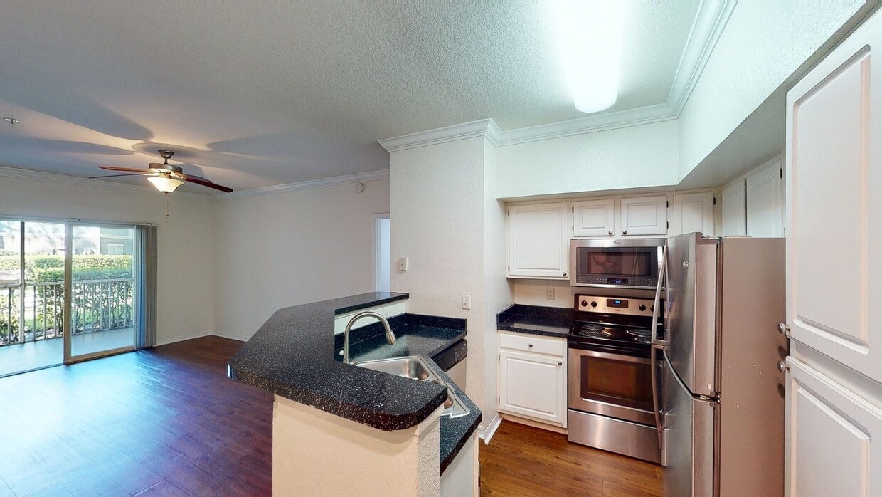 Photo - Ashton at Waterford Lakes Apartments