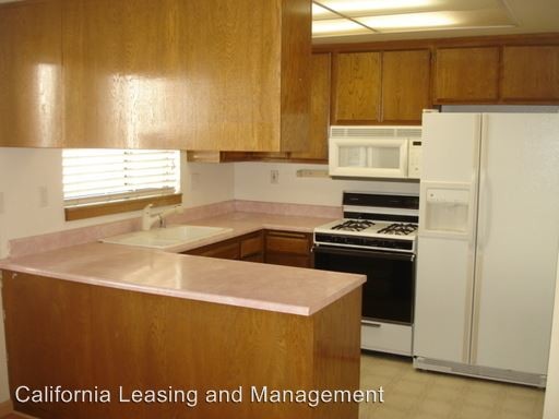 Foto del edificio - 2 br, 2.5 bath House - 18014 River Circle #4