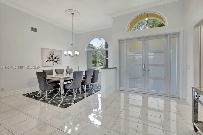 Foto del edificio - 2922 Medinah