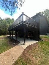 Building Photo - 60 Sunflower Dr