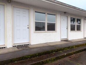 Building Photo - 6939 NE Grand Ave