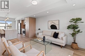 Building Photo - 15 Acorn Ave