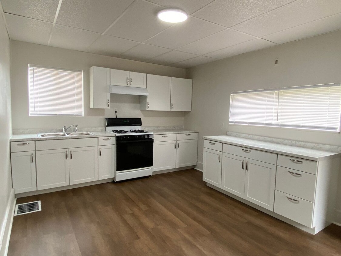 Foto principal - 200 Onyx Ave
