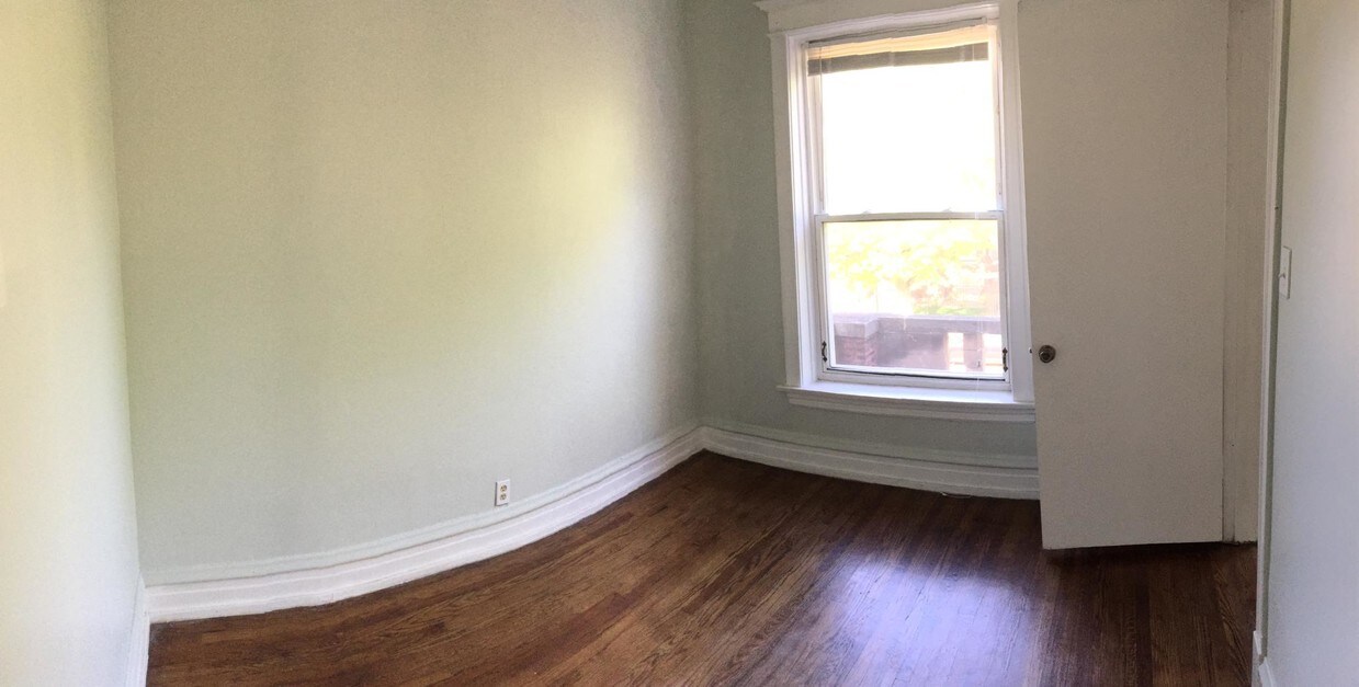 Primary Photo - 6134 S St Lawrence Ave