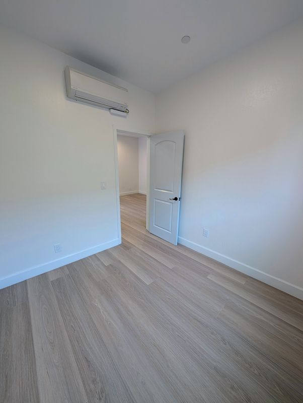 Foto del edificio - 317B Grand Avenue