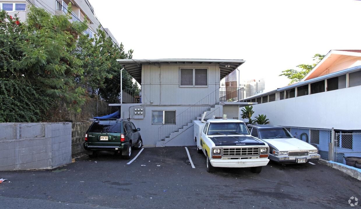 Building Photo - 1455 Pele St