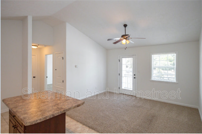 Building Photo - 3701 London Ct SW