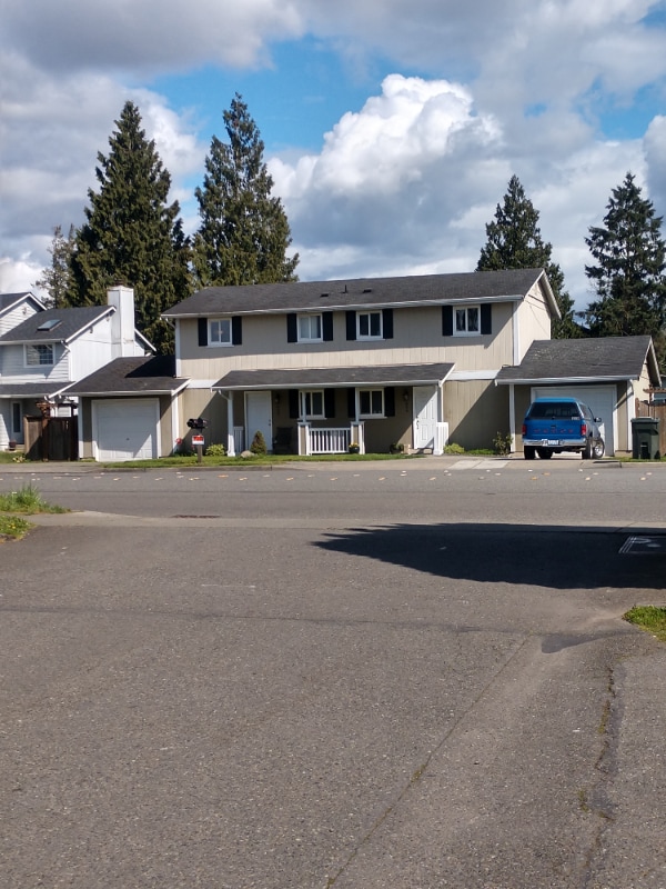 Photo - 834 4th Ave N (Kent, WA)