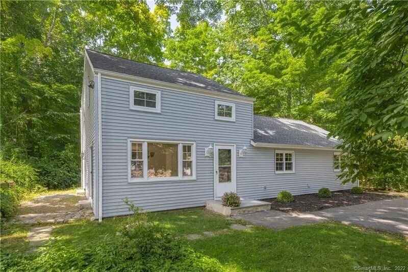 Primary Photo - 12 Steep Hill Rd