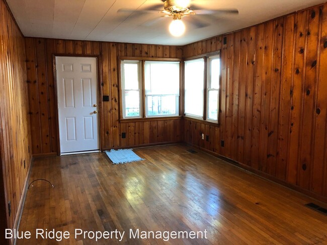 Building Photo - 3 br, 1 bath House - 3416 Bloomingdale Road
