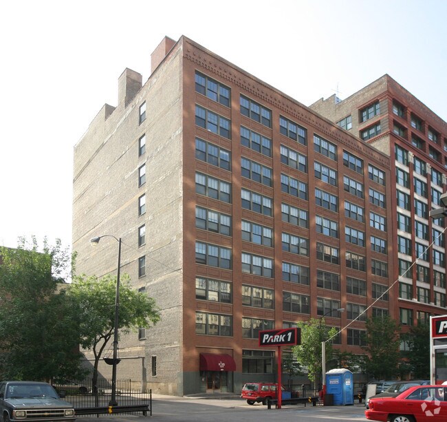 Building Photo - The Moser Building