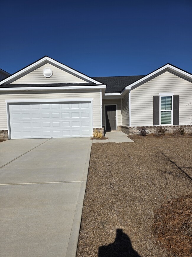 Building Photo - 108 Monarchos St