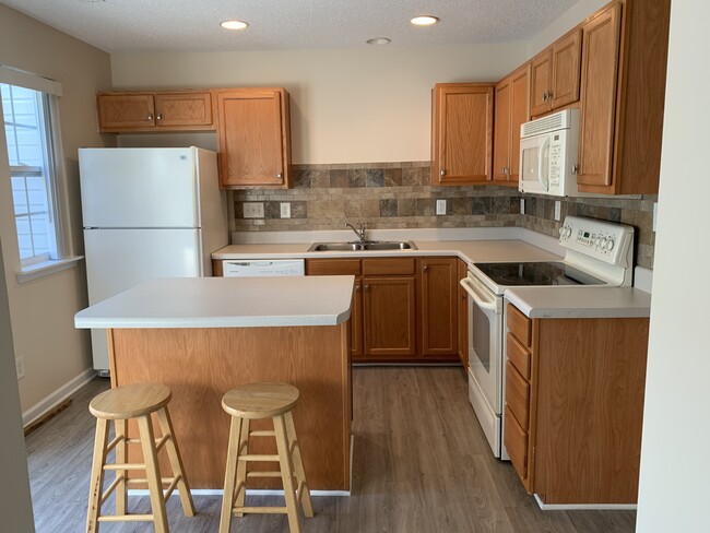 Building Photo - 10920 Kinston Ridge Pl