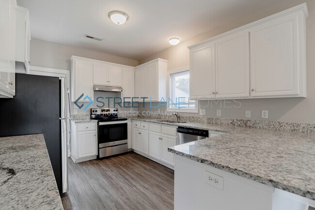 Building Photo - Charming 2 Bedroom in Wilson!