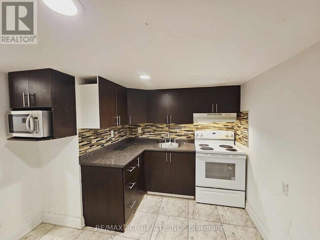 Building Photo - 50 Jeavons Ave