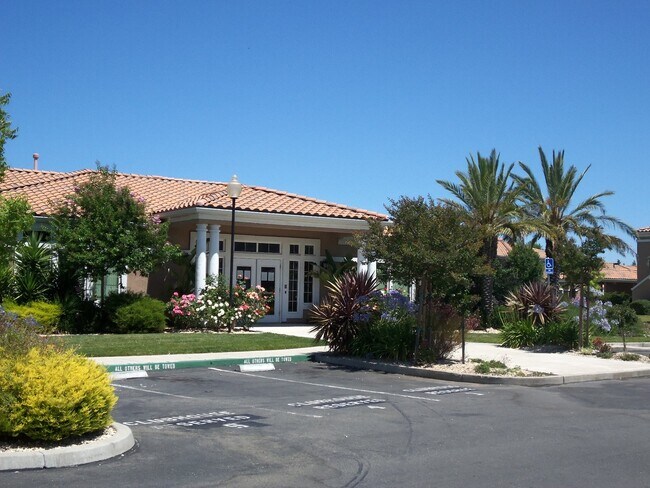 Foto del edificio - Adorable Upstairs 1/1 Condo (North Natomas...