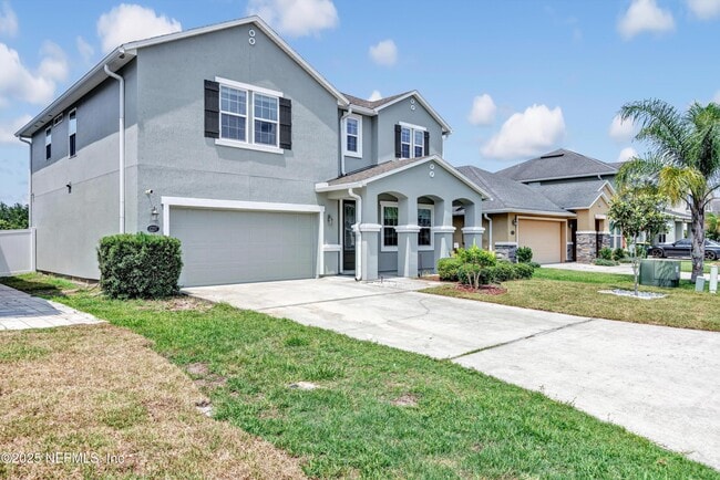 Building Photo - 12237 Woodview Dr