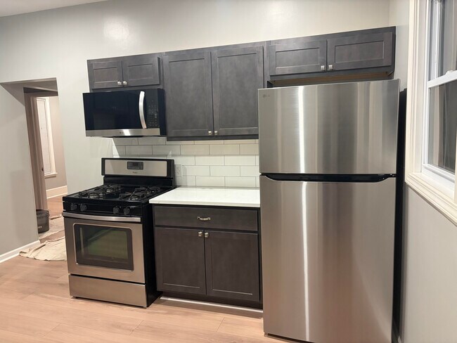 Foto del edificio - 1429 Quarry Ave NW