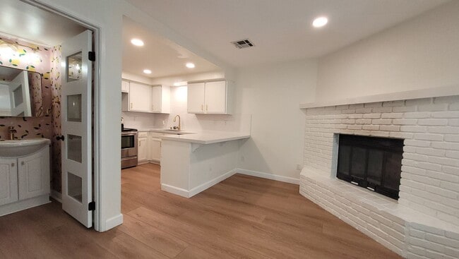Building Photo - Coming Soon!