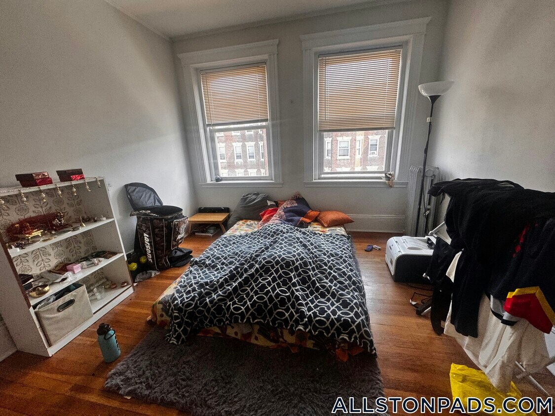 Foto principal - 79 Glenville Ave