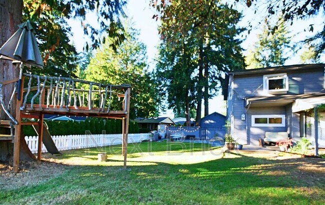 Building Photo - 9511 232nd St SW
