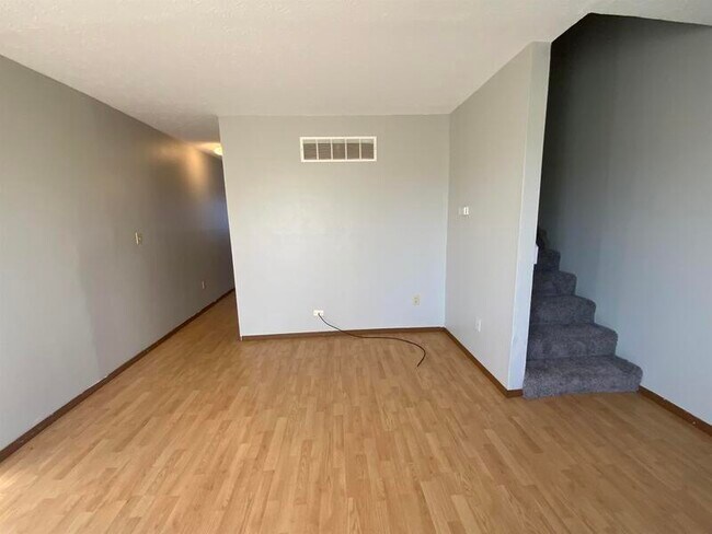 Building Photo - 1034 Belle Valley Dr
