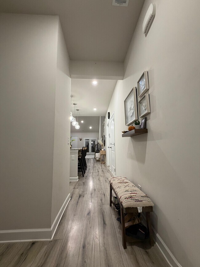 Foto del edificio - 574 Becks Pl