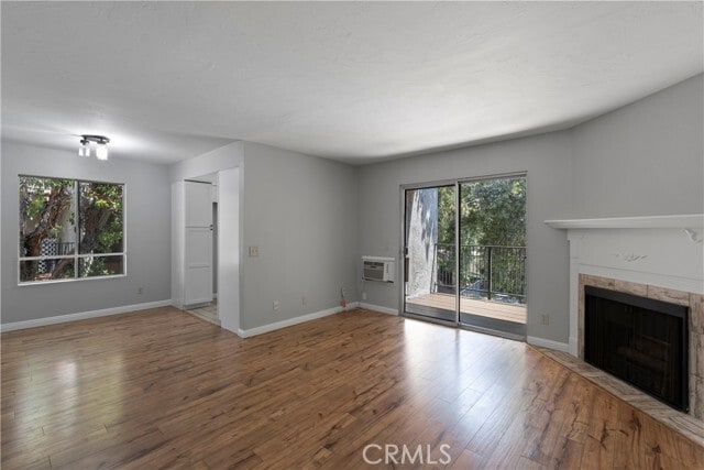 Primary Photo - 1048 S Idaho St