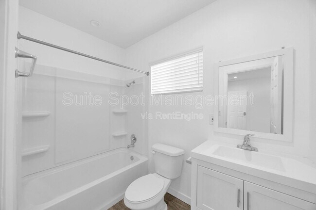 Foto del edificio - 570 N Cambridge St