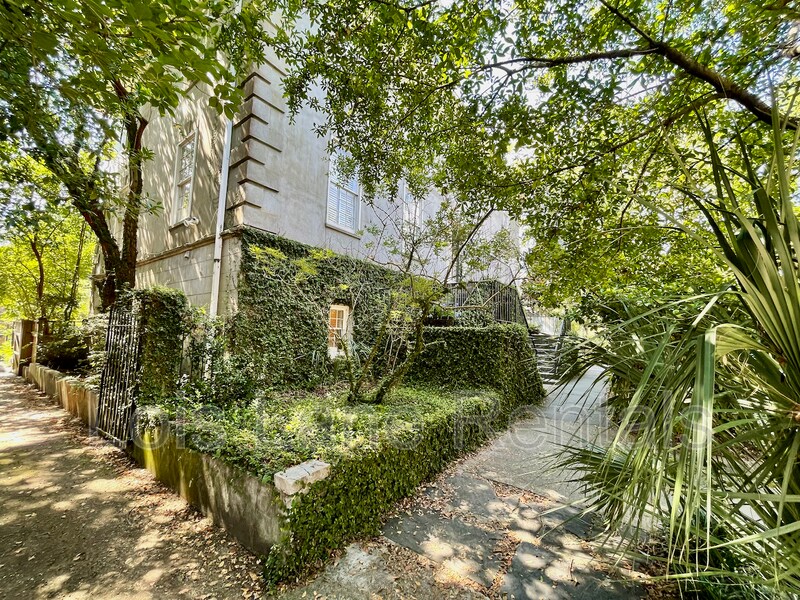 49 Charlotte St Unit B, Charleston, SC 29403 Condo for Rent in