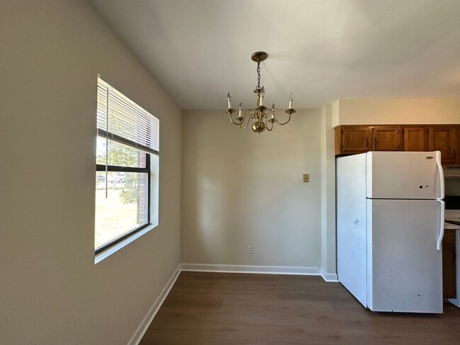 Foto del edificio - 627 Plymouth St