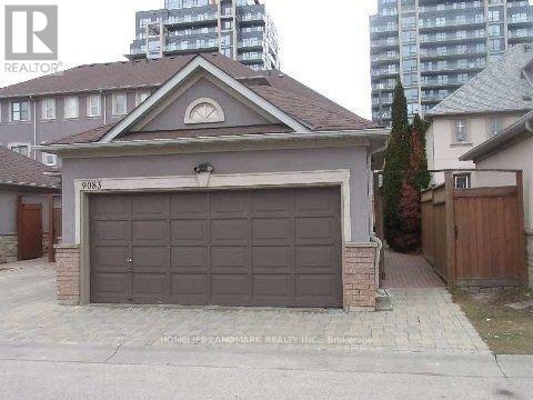 Photo du bâtiment - 9083 YONGE St