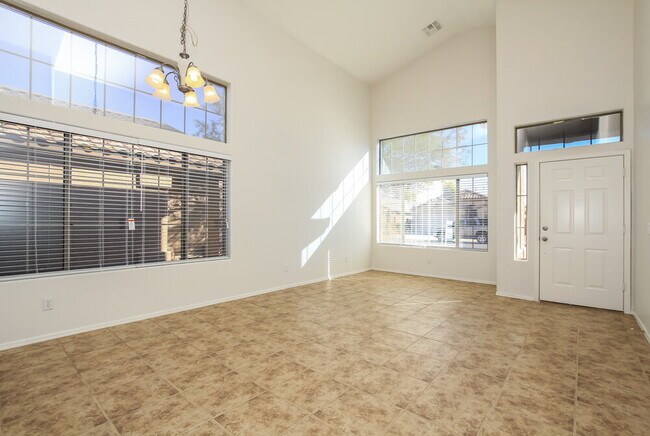 Foto del edificio - 11368 W Locust Ln