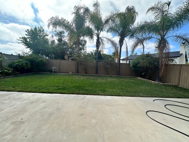 Foto del edificio - A stunning 4-bedroom haven, fully renovate...