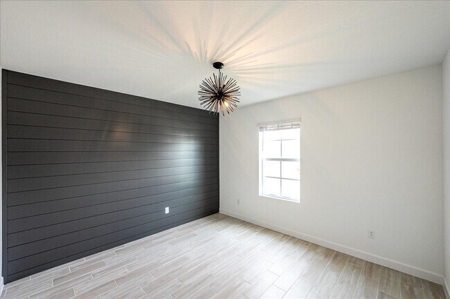 Foto del edificio - 6346 Windwood Wy