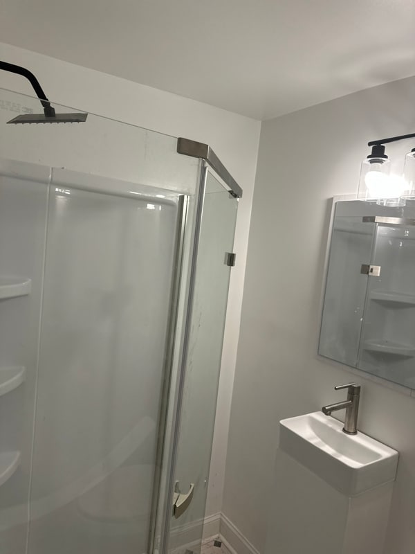 Building Photo - 1310 Willis Ave