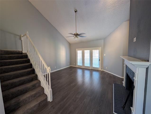 Foto del edificio - 12660 Hillcrest Rd